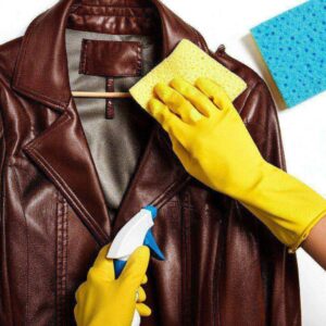 Bí Quyết Vàng: Cách Giặt Áo Giả Da Tại Nhà Sạch Như Mới, Không Bong Tróc